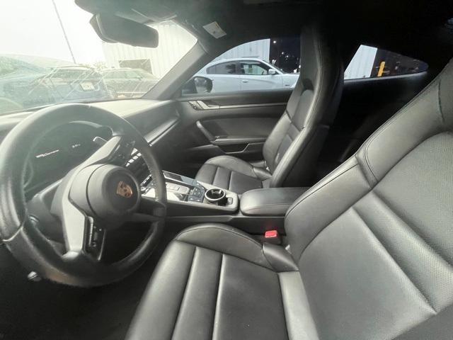 Photo of 2020 Jet Black Metallic Porsche 911