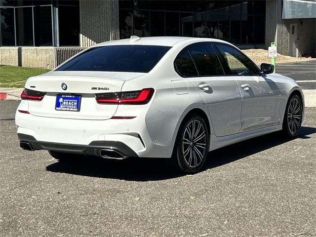 Photo of 2021 Alpine White BMW M340