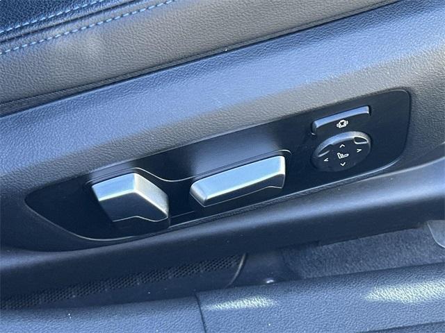Photo of 2021 Alpine White BMW M340