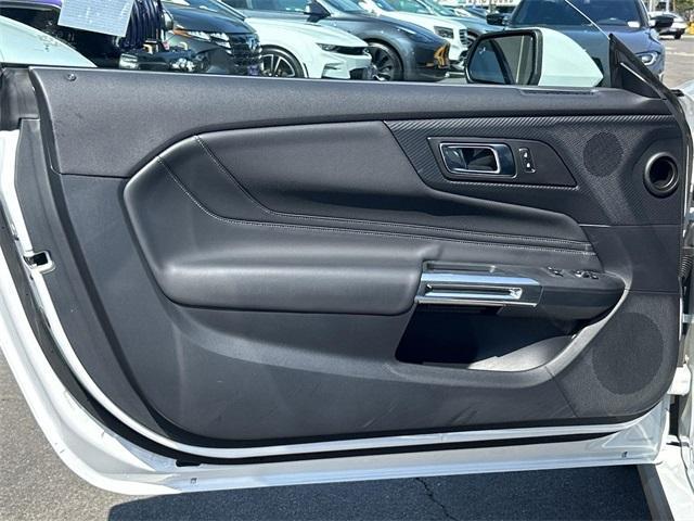 Photo of 2024 Oxford White Ford Mustang