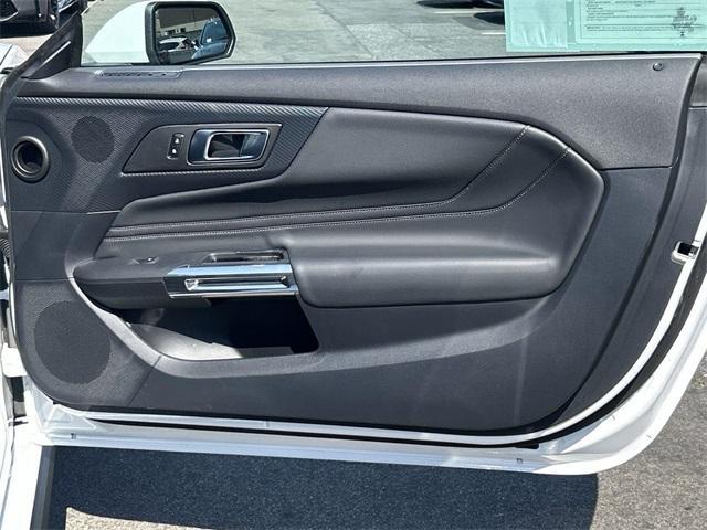 Photo of 2024 Oxford White Ford Mustang