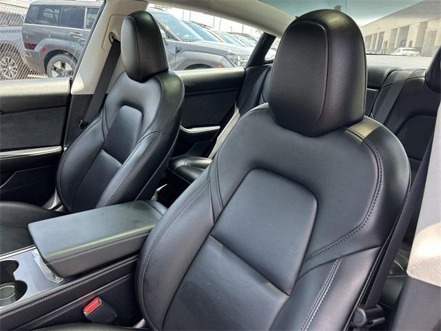 Photo of 2023 Midnight Silver Metallic Tesla Model 3