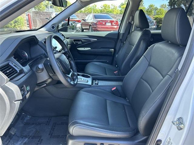 Photo of 2021 Platinum White Pearl Honda Pilot