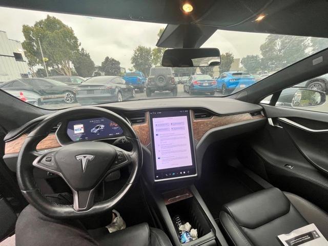 Photo of 2021 Midnight Silver Metallic Tesla Model S