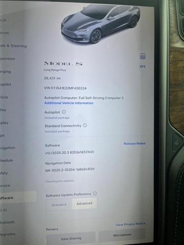 Photo of 2021 Midnight Silver Metallic Tesla Model S