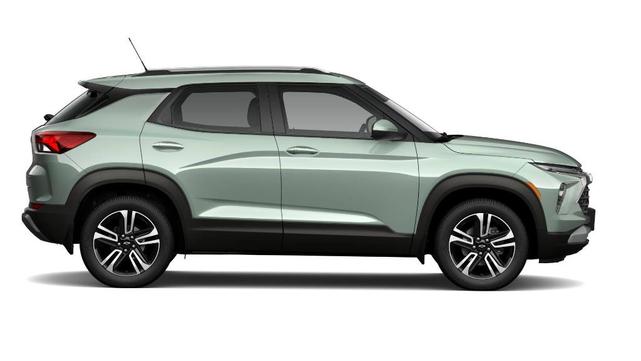 Photo of 2026 Green Chevrolet Trailblazer