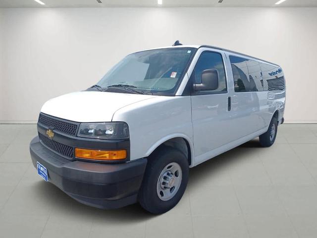 2023 Chevrolet Express 3500