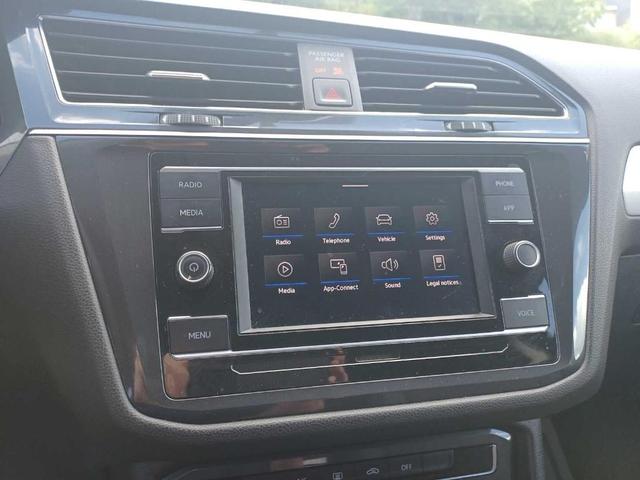 Photo of 2021 Deep Black Pearl Effect Volkswagen Tiguan