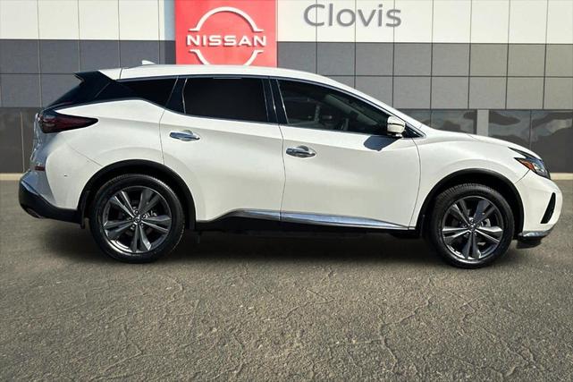 Photo of 2020 White Nissan Murano