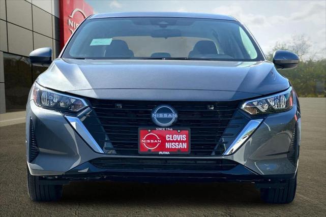Photo of 2025 Gun Metallic Nissan Sentra