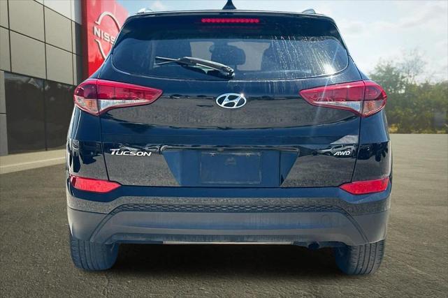 Photo of 2018 Black Noir Pearl Hyundai TUCSON