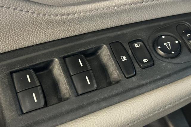 Photo of 2018 Silver Honda Odyssey