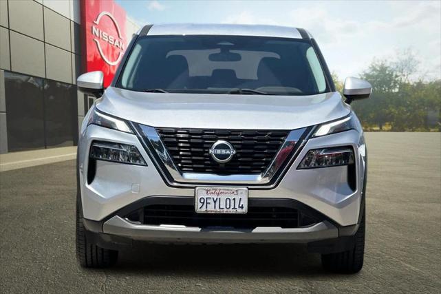 Photo of 2023 Brilliant Silver Metallic Nissan Rogue