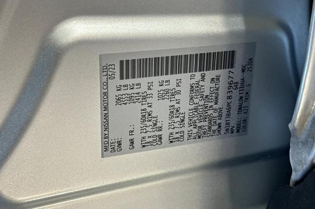 Photo of 2023 Brilliant Silver Metallic Nissan Rogue
