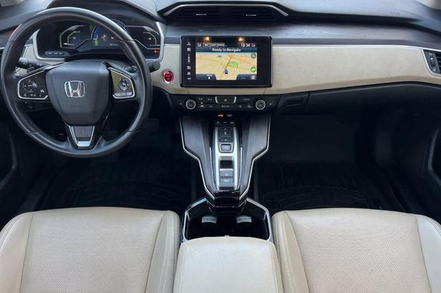 Photo of 2019 Platinum White Pearl Honda Clarity Plug-In Hybrid