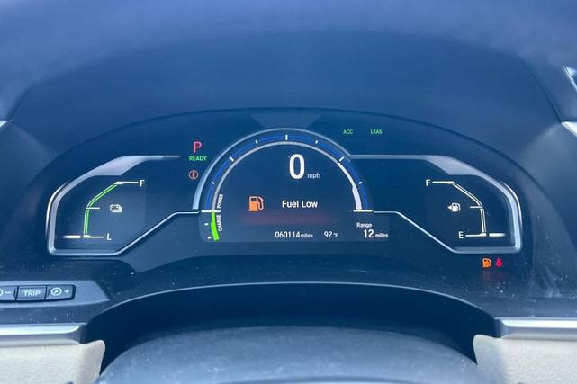 Photo of 2019 Platinum White Pearl Honda Clarity Plug-In Hybrid