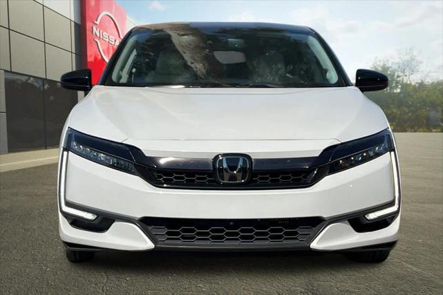 Photo of 2019 Platinum White Pearl Honda Clarity Plug-In Hybrid