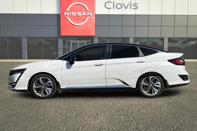 Photo of 2019 Platinum White Pearl Honda Clarity Plug-In Hybrid
