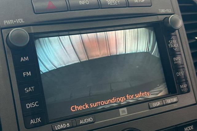 Photo of 2010 Sunset Bronze Mica Toyota Venza
