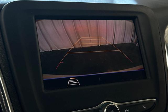 Photo of 2020 Summit White Chevrolet Equinox