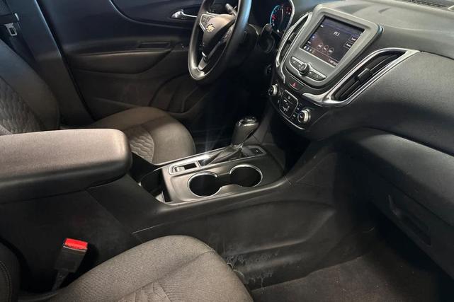Photo of 2020 Summit White Chevrolet Equinox