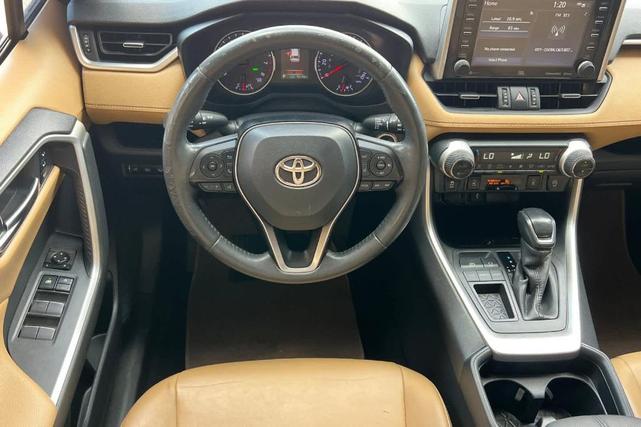 Photo of 2020 Ruby Flare Pearl Toyota RAV4