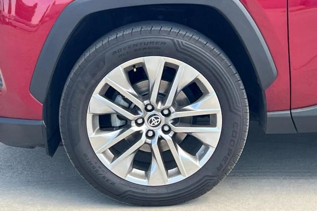 Photo of 2020 Ruby Flare Pearl Toyota RAV4