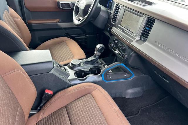 Photo of 2023 Oxford White Ford Bronco