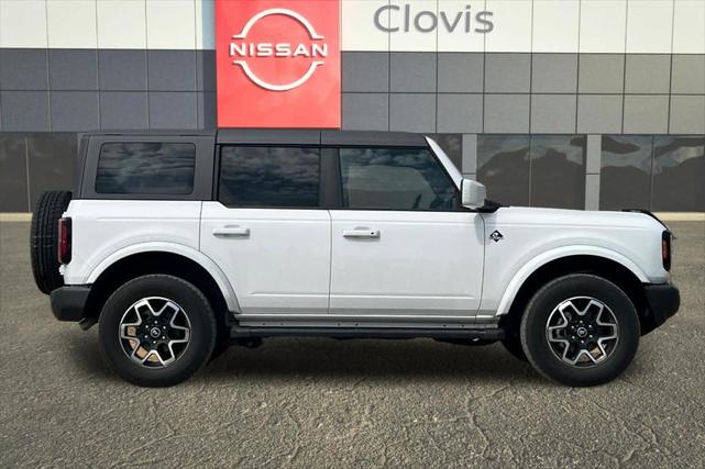 Photo of 2023 Oxford White Ford Bronco