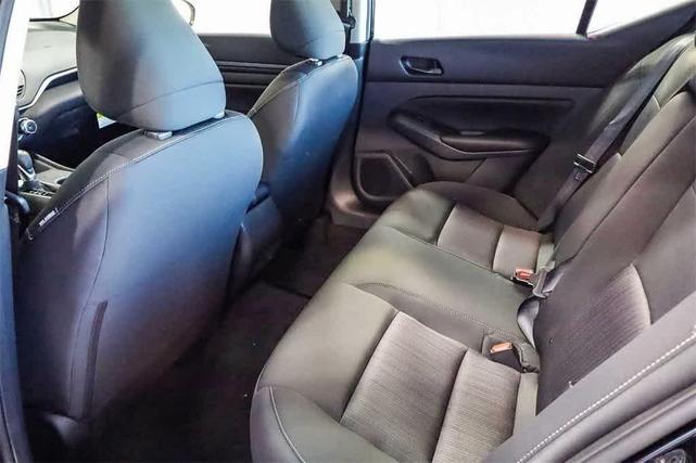 Photo of 2025 Black Nissan Altima