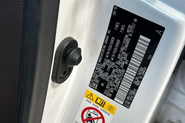 Photo of 2020 Eminent White Pearl Lexus RX 350