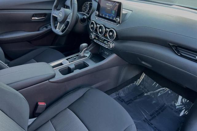 Photo of 2025 Rosewood Metallic Nissan Sentra