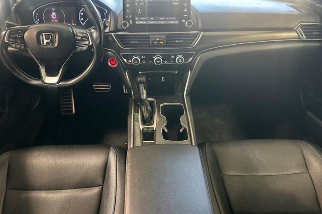 Photo of 2019 Crystal Black Pearl Honda Accord