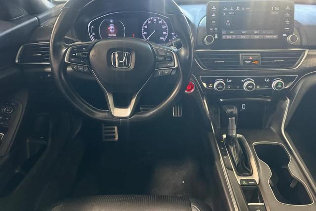Photo of 2019 Crystal Black Pearl Honda Accord