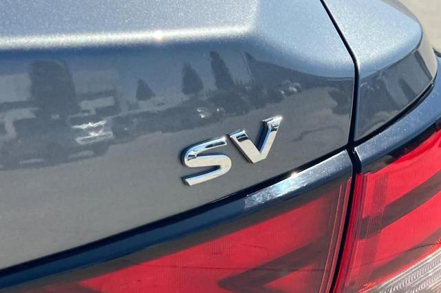 Photo of 2023 Gun Metallic Nissan Sentra