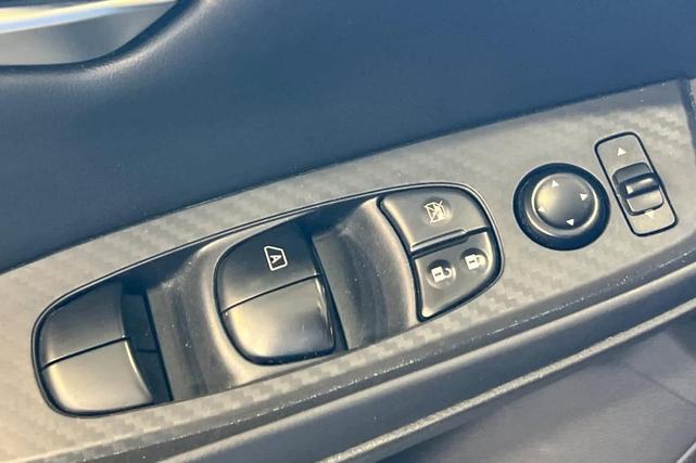 Photo of 2023 Gun Metallic Nissan Sentra