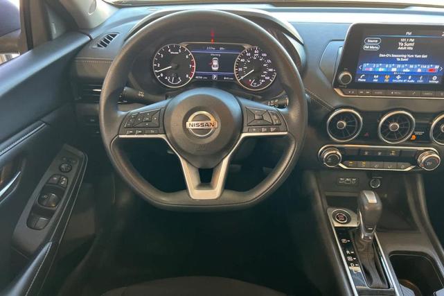 Photo of 2023 Gun Metallic Nissan Sentra