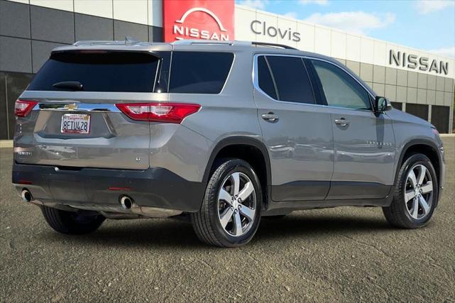 Photo of 2018 Pepperdust Metallic Chevrolet Traverse