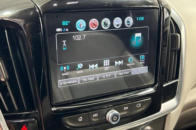 Photo of 2018 Pepperdust Metallic Chevrolet Traverse