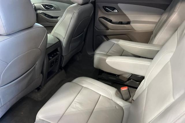 Photo of 2018 Pepperdust Metallic Chevrolet Traverse