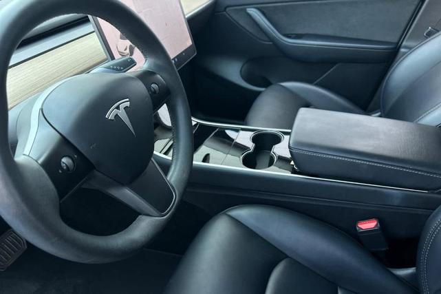 Photo of 2021 Pearl White Multi Tesla Model Y