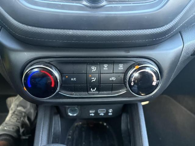 Photo of 2023 Summit White Chevrolet Trailblazer