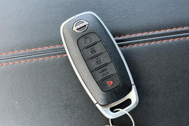 Photo of 2025 Black Nissan Sentra