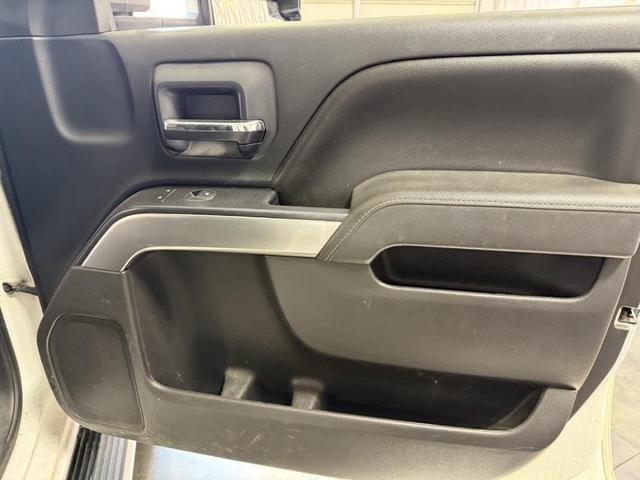 Photo of 2016 Summit White Chevrolet Silverado 3500