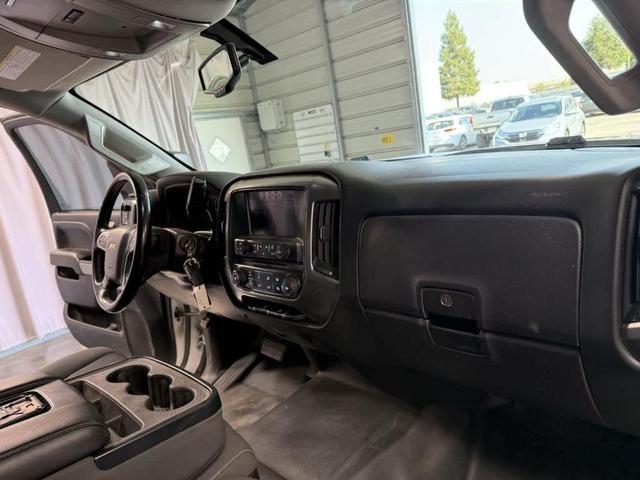Photo of 2016 Summit White Chevrolet Silverado 3500