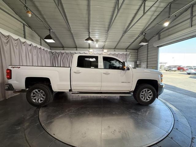 Photo of 2016 Summit White Chevrolet Silverado 3500