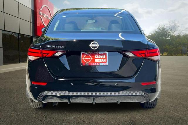 Photo of 2025 Black Nissan Sentra