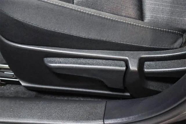 Photo of 2025 Black Nissan Altima