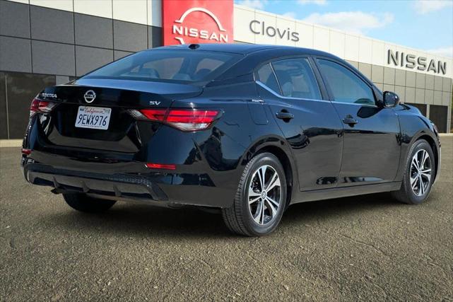 Photo of 2023 Black Nissan Sentra