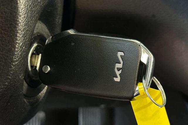 Photo of 2022 Snow White Pearl Kia Soul